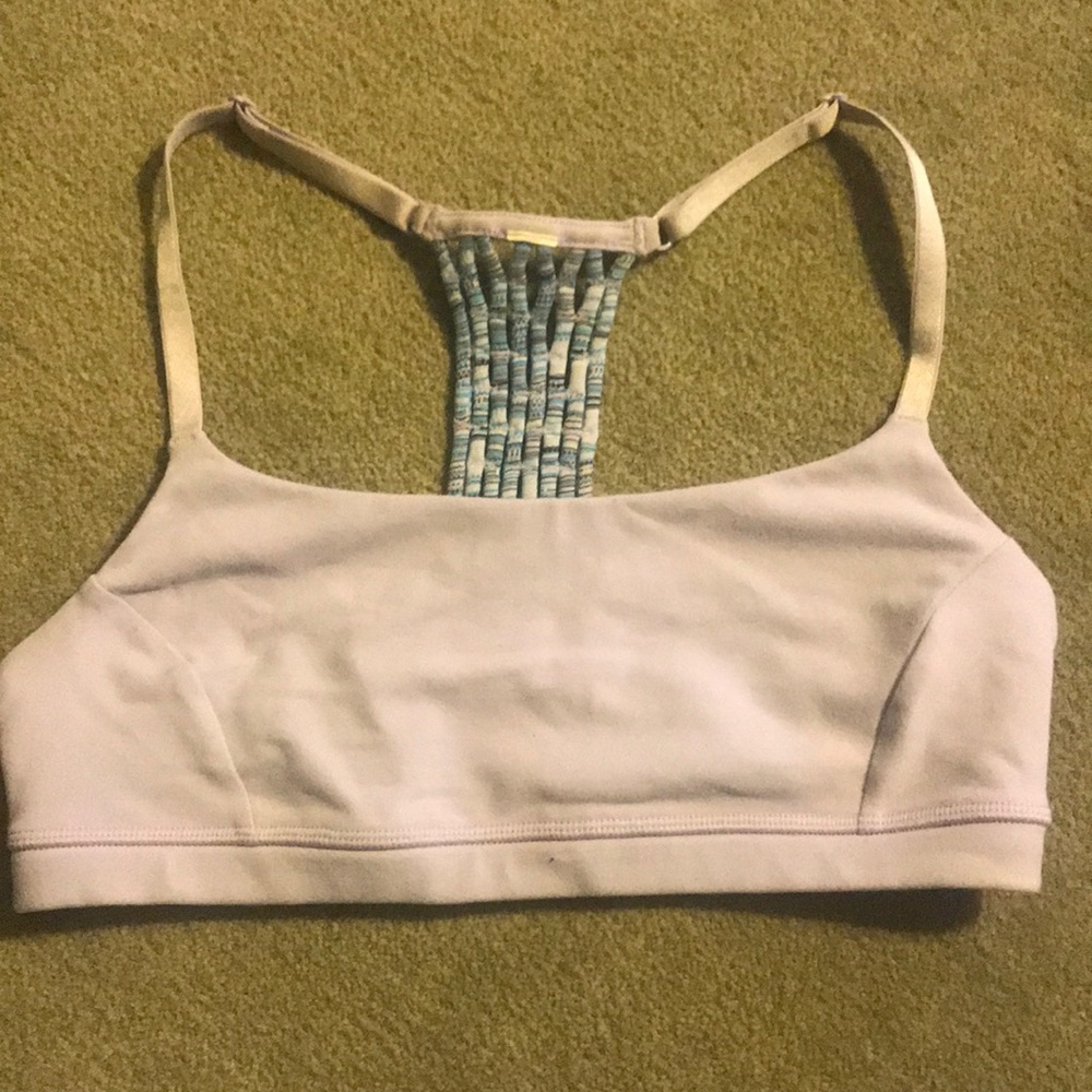 Lululemon size 4 bra